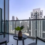 Stylish 2Bedroom W Infinity Pool On The 64Th Floor