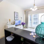 Dubai Lux Studio Apartment, Burj Al Nujoom