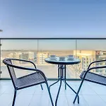 Charming Studio In Celestia A, Dubai South By Deluxe Holiday Homes