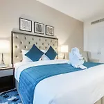Charming Studio In Celestia A, Dubai South By Deluxe Holiday Homes