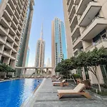 Ultimate Stay At Downtown Dubai With Stunning Burj Khalifa View