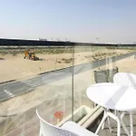 Silk Valley - Brand New Studio With Pool And Gym