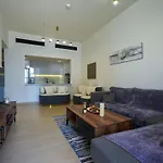 Executive One Br In Jvc By Anw Vacation Homes