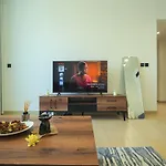 Executive One Br In Jvc By Anw Vacation Homes