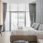 Stonetree - Modern Apartment - Brand New