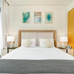 Lux Bnb Aykon Tower I Skyline Canal Views
