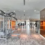 Bright High Floor Apartment In A 5 Star Hotel Resident Tower W Burj View And Access To 64Th Infinity Pool, Gym, Sauna, Spa, Restaurants, Bars And More