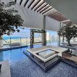 Bright High Floor Apartment In A 5 Star Hotel Resident Tower W Burj View And Access To 64Th Infinity Pool, Gym, Sauna, Spa, Restaurants, Bars And More