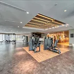 Bright High Floor Apartment In A 5 Star Hotel Resident Tower W Burj View And Access To 64Th Infinity Pool, Gym, Sauna, Spa, Restaurants, Bars And More