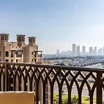 Chic 2Br In Madinat Jumeirah Living Pool Views