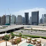 Alh Vacay - Studio With Balcony And Burj View In Upside