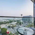 Premium 1Br At Damac Hills Loreto 1B In Dubailand By Deluxe Holiday Homes