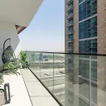 Stunning 2Bd Apartment Business Bay