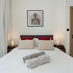 Stunning 2Bd Apartment Business Bay