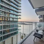 Luxury Seaview 1Br Apt With Private Beach Access