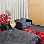 Royal Classic By Oima Leasing Property