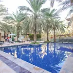 Elegant Old Town Escape With Burj Views & Near Mall