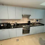 Elegant 1Br At Sparkle T1 With Marina View Near Beach