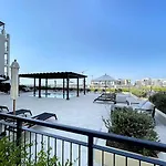 La Sirene 3 - Elegant Two Bedroom In Jumeirah 1
