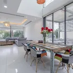 Coastal Themed 4Br Townhouse With Pool In Jvc