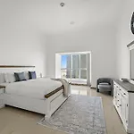 4Br Plus Maid Penthouse With Private Pool And Jacuzzi