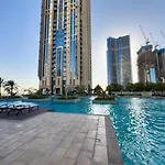 Luxury Meets Serenity 2Br Apt In Noura Tower