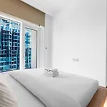 Exceptional 1Br 5 Mins Burj Khalifa With Gaming Room