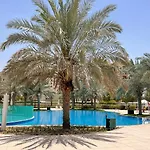 Livbnb- 2-Bedroom Sanctuary In Al Ramth, Dubailand