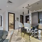 Upscale 2Br With Private Terrace & Pool View