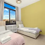 First Class Villa Style Meets Scenic Beauty