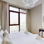 Apartment With 2 Bedroom In Ras Al Khor 350 - Dubai