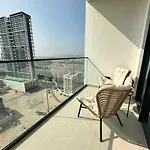 Modern 1 Bedroom Apartment Urban Escape In Jvc