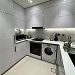Modern 1 Bedroom Apartment Urban Escape In Jvc