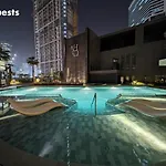 Higuests - Modern & Stylish 1Br Apt - Near Business Bay Metro