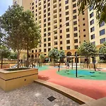 High Floor 2Br With A View Of The Dubai Marina Canal Steps Away From The Beach , Shams 1, Jbr By Deluxe Holiday Homes
