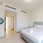Bright And Cozy 2Br Apartment In Emaar South