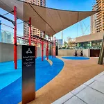 Luxury Studio In Peninsula Five, Business Bay