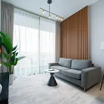 Peaceful Skyline 1Br Jvc - Near Mall And Free Baby Gear