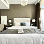 Homes2Retreat - Chic & Cozy Studio In Damac