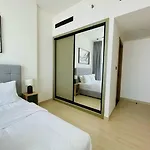 Contemporary Cocoon 1Br Sanctuary In Jvc!