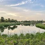 Boutique 2Br At Damac Hills, Dubai - Host & Stay