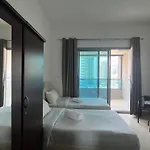 Dubai Marina Stay