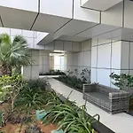 Serene Escape In Bustling Marina And Jbr, Ensuite 2Br, Sky Garden Access