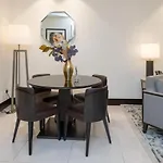 Opulent One Bedroom With Iconic Burj Khalifa View - Address Downtown
