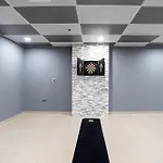 Black & Bold - Aesthetic Stay