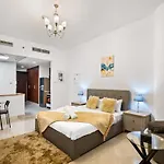 Cozy Business Bay Studio With Burj Khalifa View