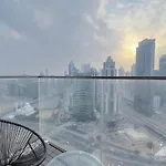 Burj Crown Luxury 2Br I Balcony & Panoramic Views