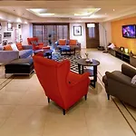 Golden Sands Hotel Apartment 3