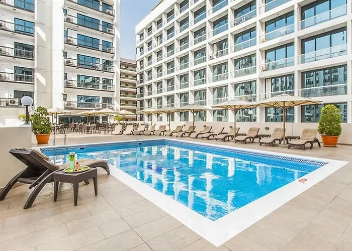 Golden Sands Hotel Apartment 3