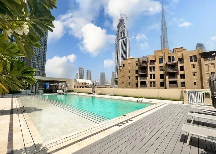 Panoramic Burj Khalifa & Fountain View